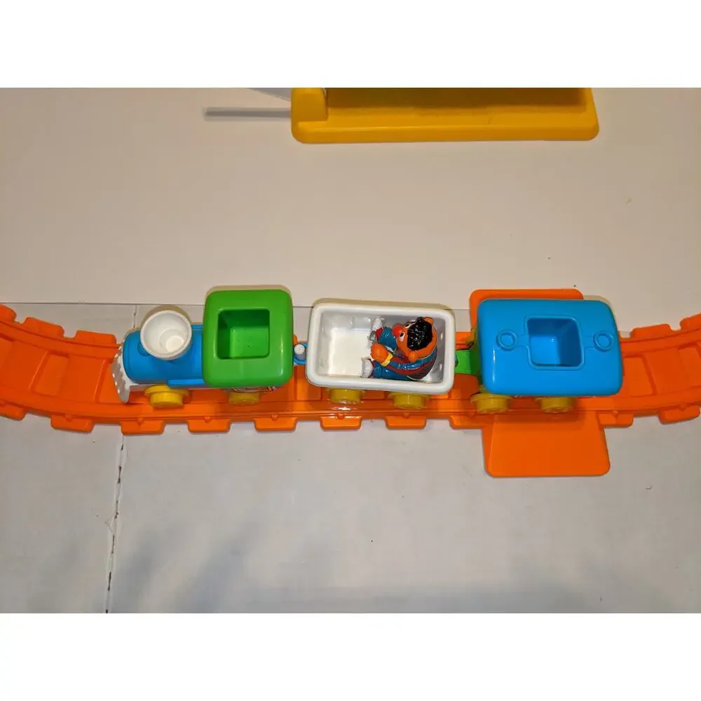 Vintage Child Guidance Sesame Street Train With Tracks 1981/83
